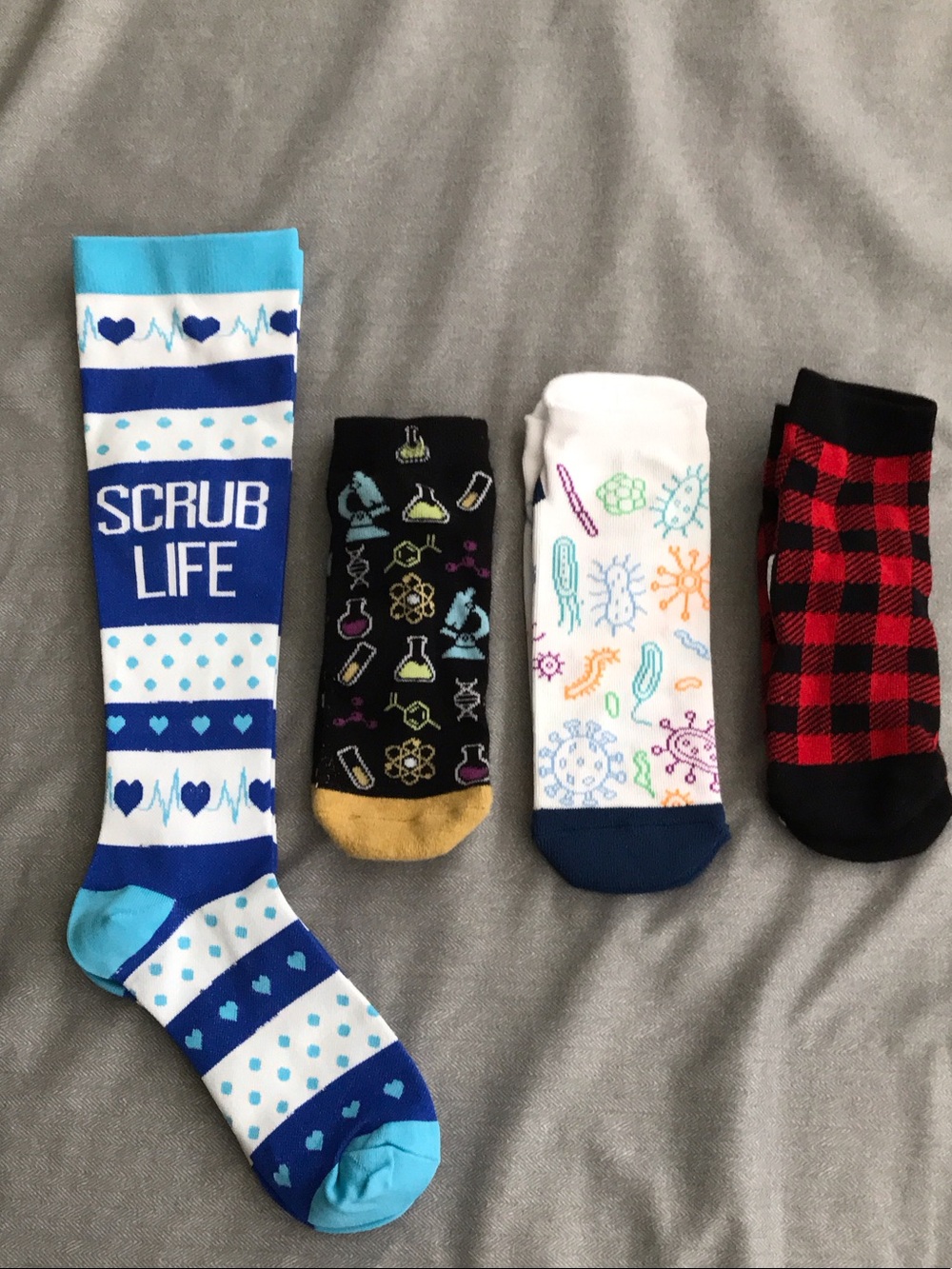 Scrub Life Blue Patterned Women’s Socks - Crew